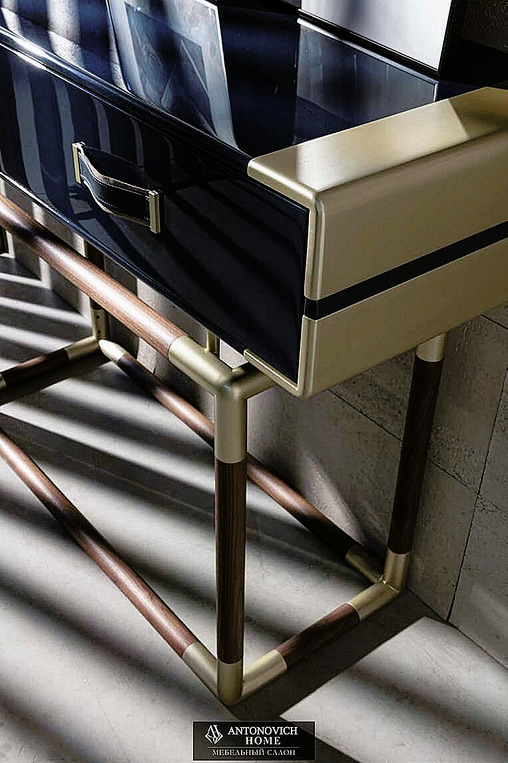 MC Meroni & Colzani Dining Furniture, view 8