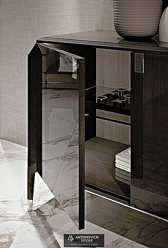 Francesco Pasi Icon Dining Room, view 5