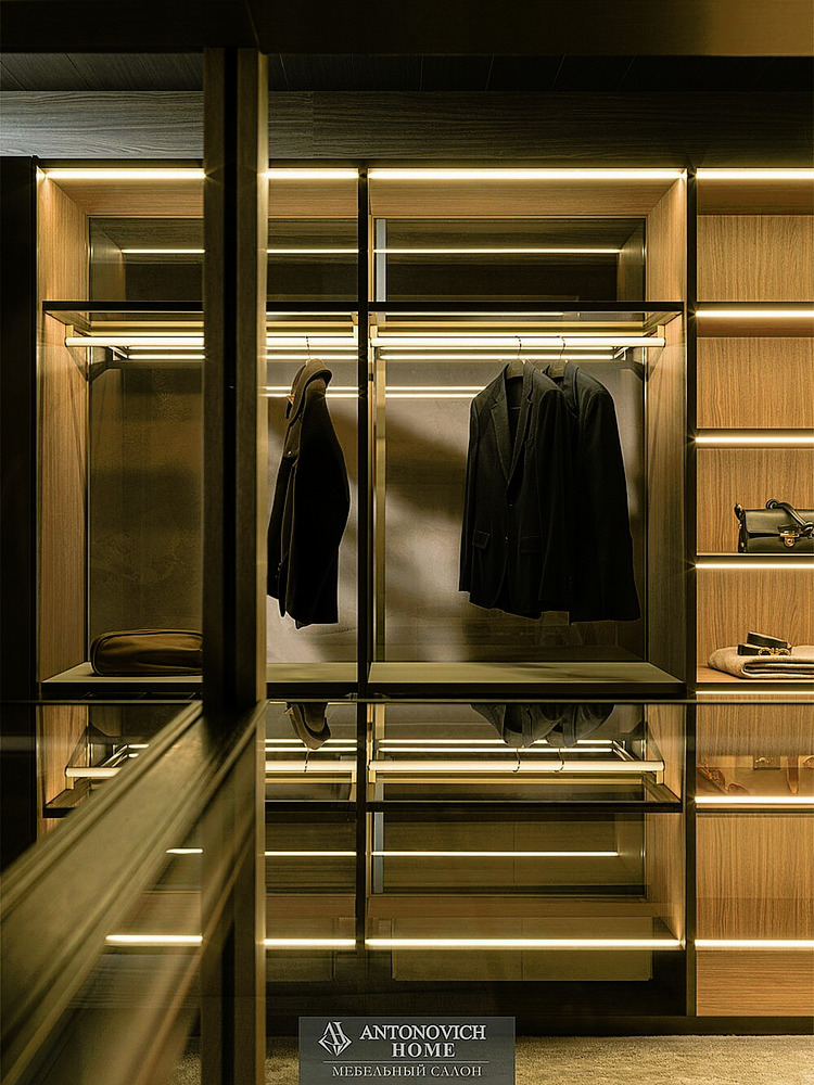 Molteni Group Gliss Master Walk-In Wardrobe, view 7