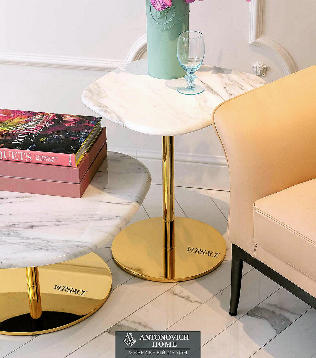 Versace LA MEDUSA Bedroom, view 4
