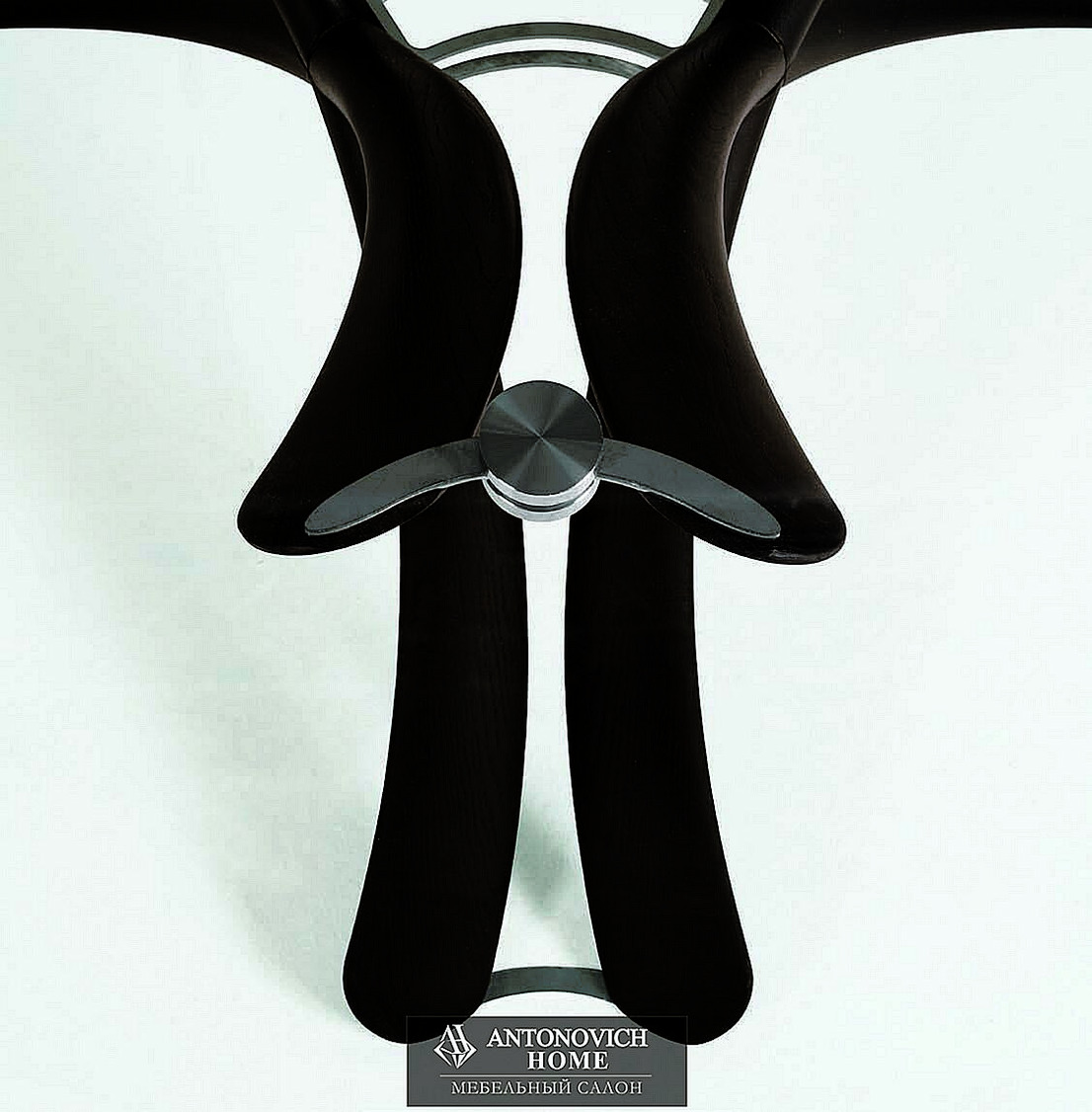 Zanaboni Elica Dining Table, view 3