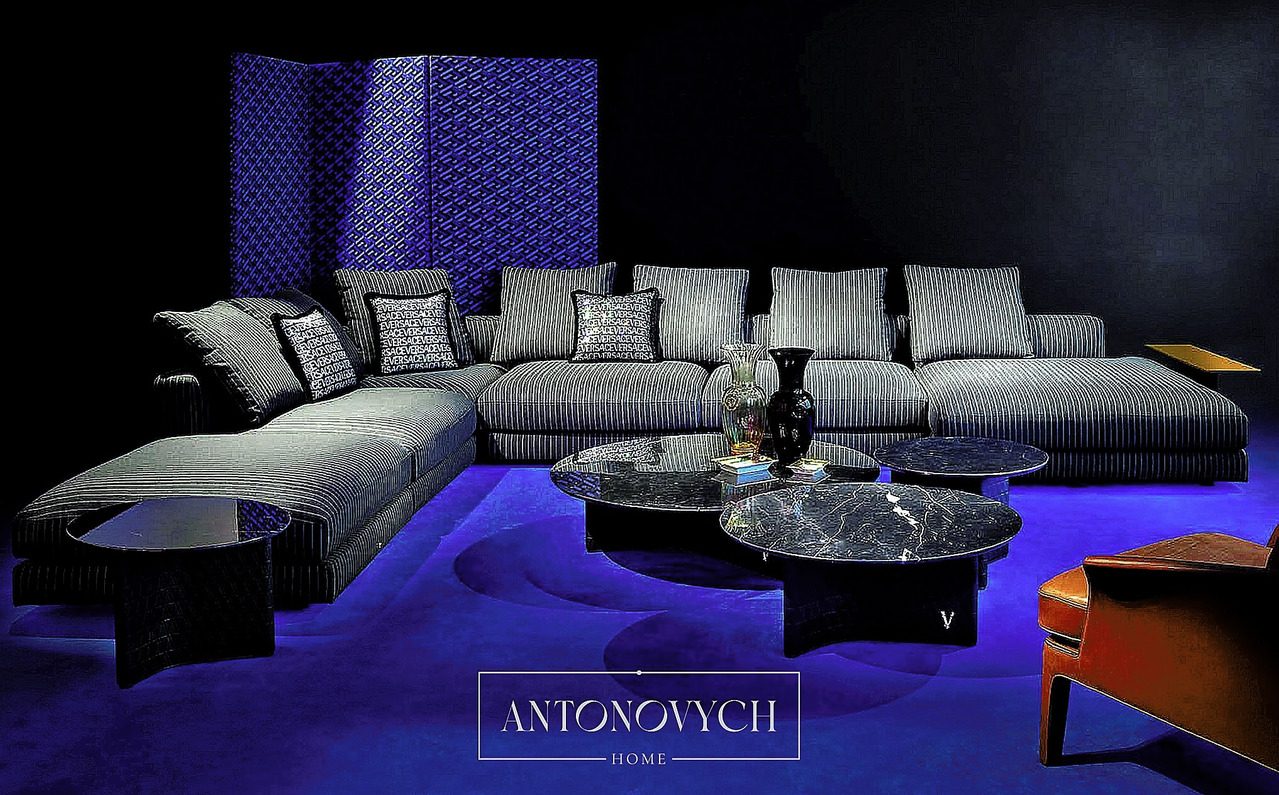 Versace Home V21 Signature Sofa, view 6