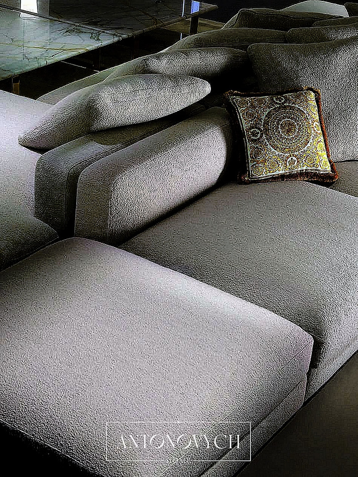 Versace Home V21 Signature Sofa, view 3