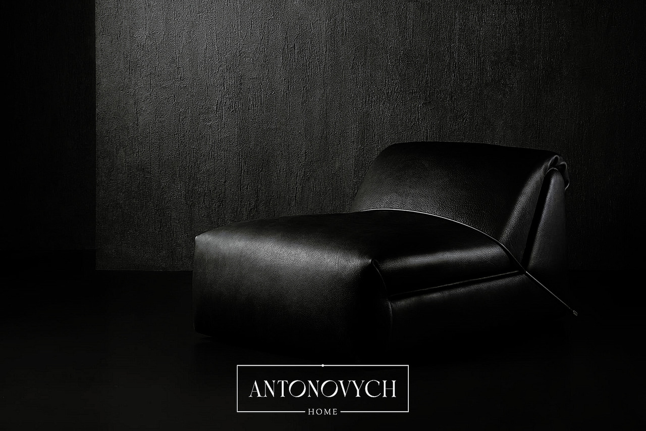 Henge Bond Armchair