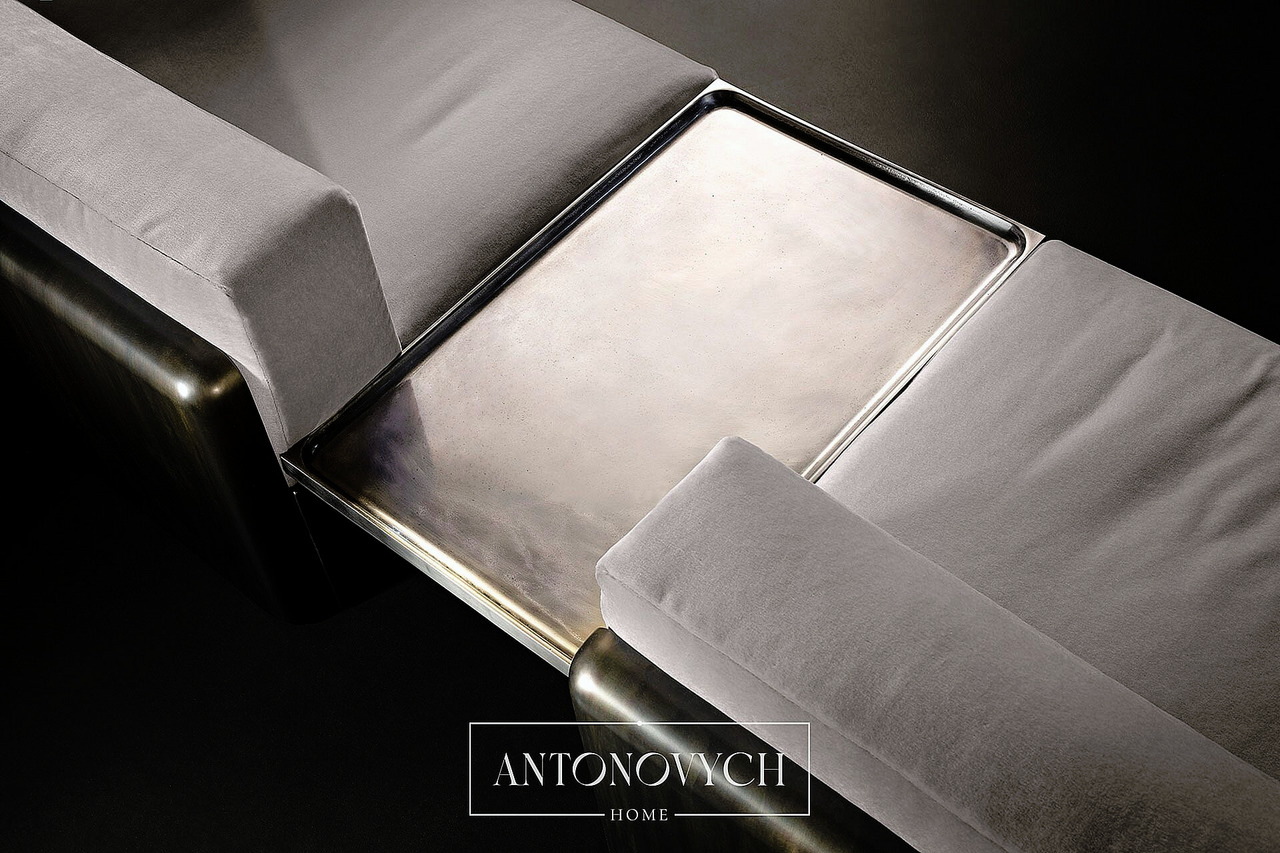 Henge Gattopardo Sofa, view 3