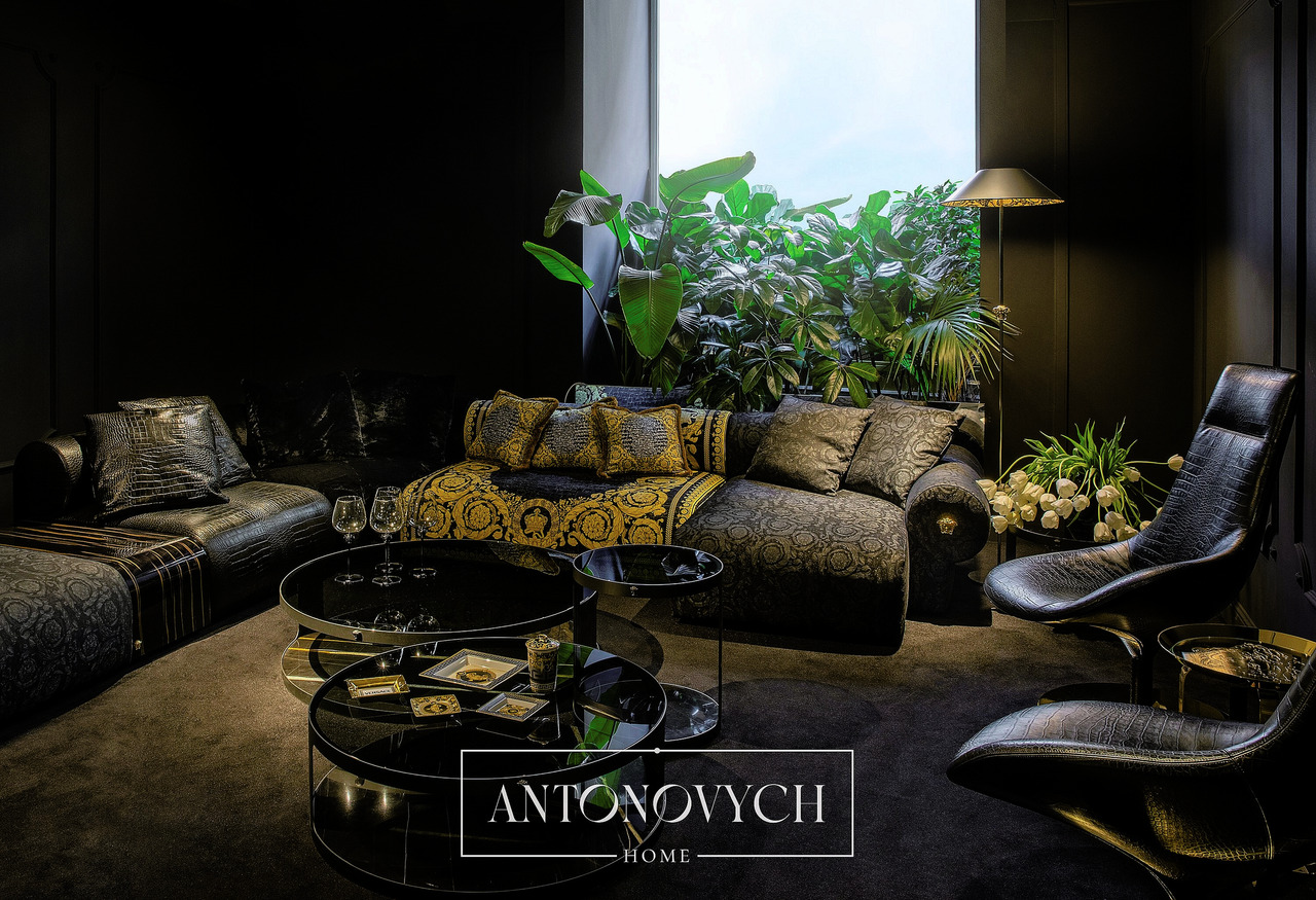 Versace Home Discovery Sofa