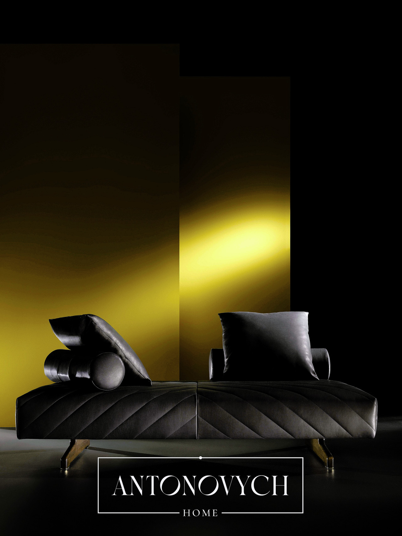 Versace Home Discovery Sofa