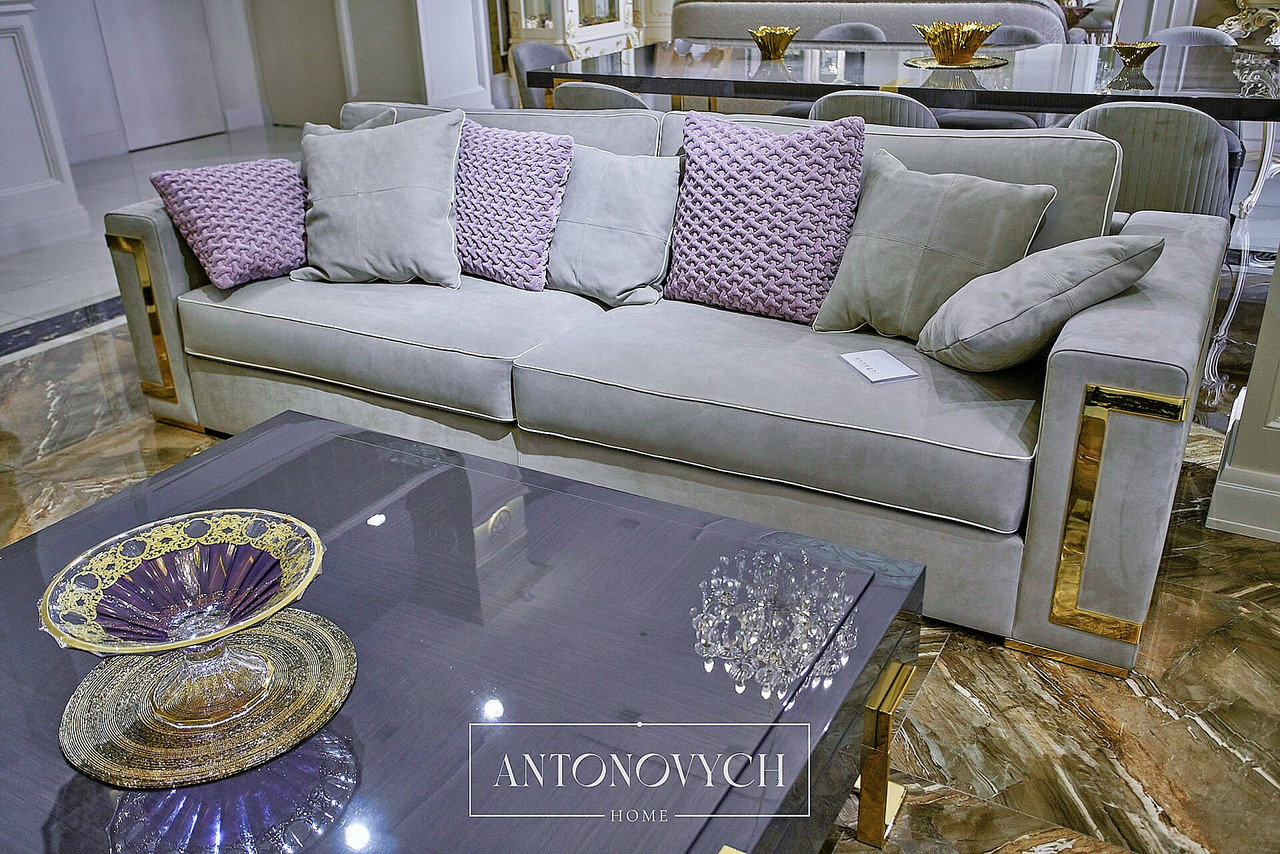 Asnaghi Sofa, view 2