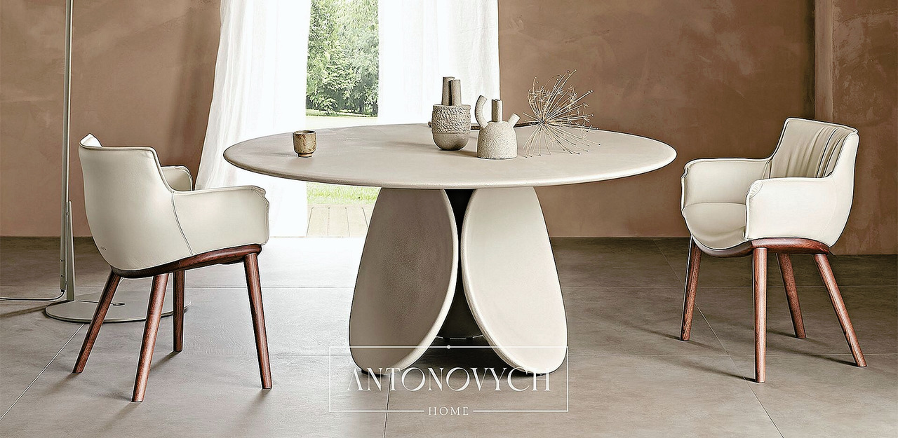 Maxim Dining Table by Cattelan Italia, view 2