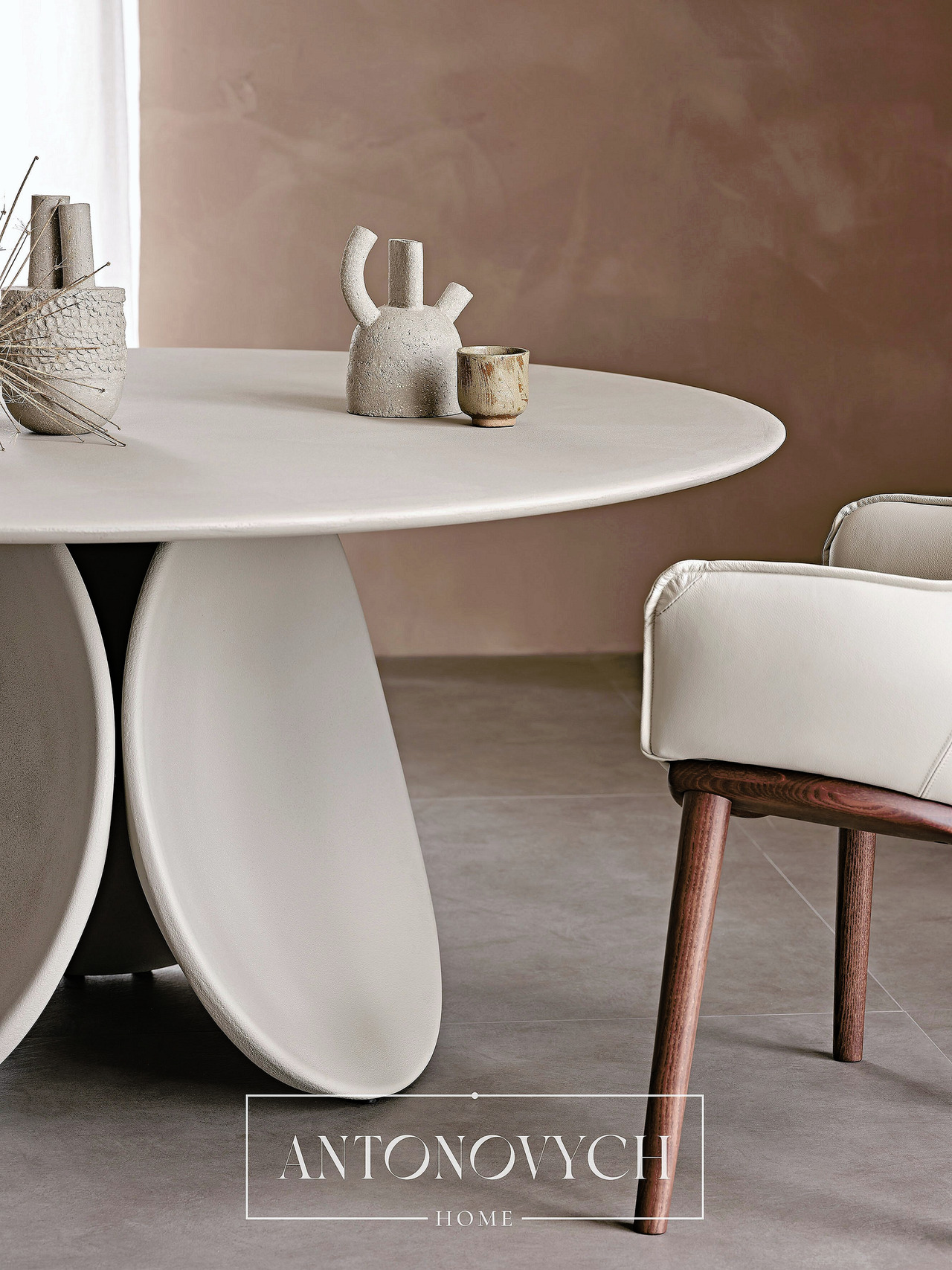 Maxim Dining Table by Cattelan Italia, view 7