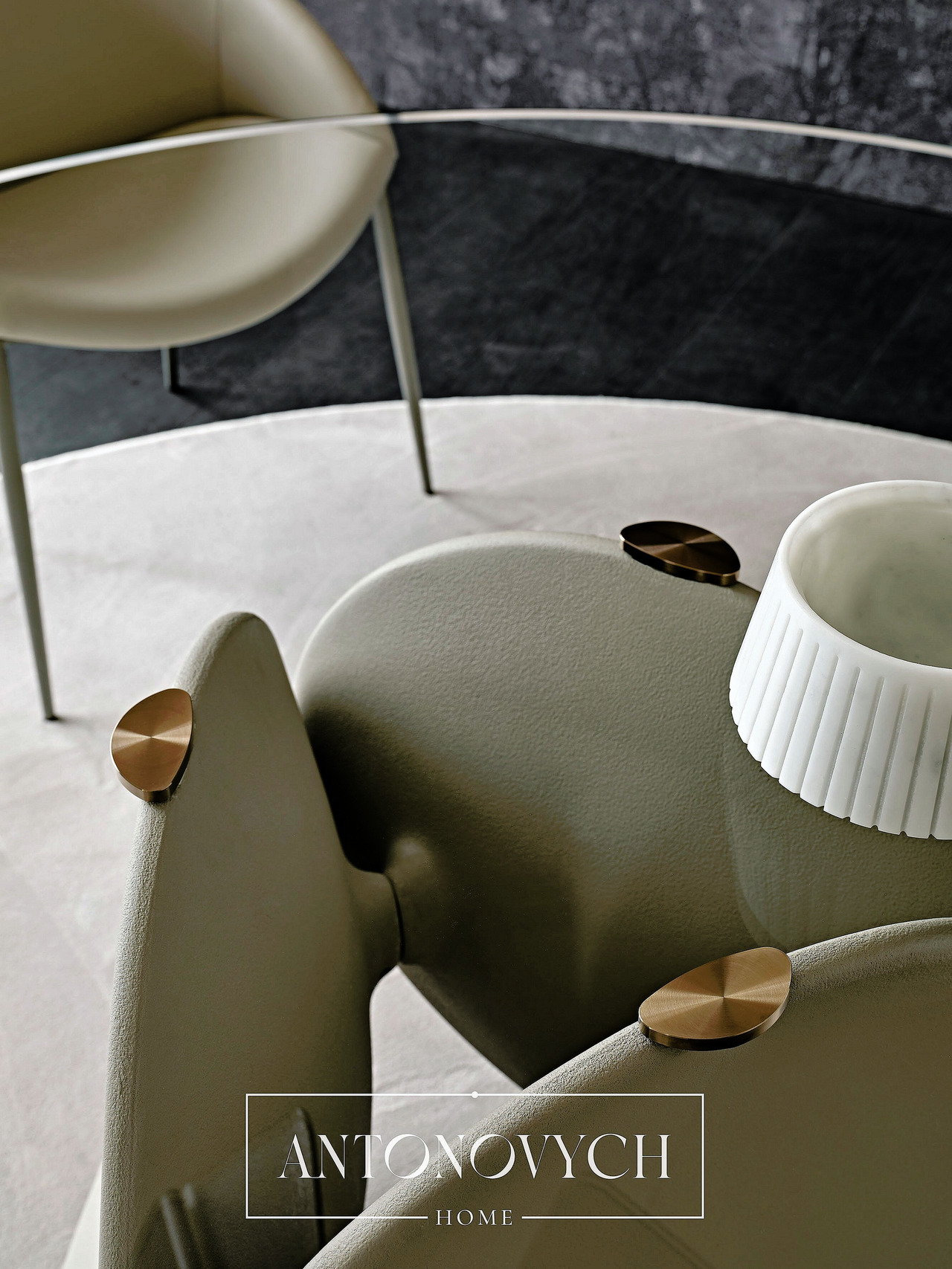 Maxim Dining Table by Cattelan Italia, view 13