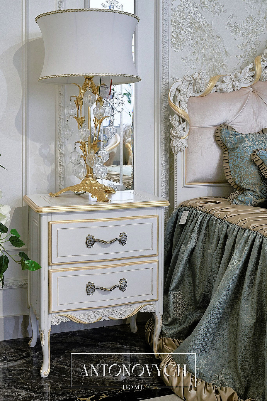 Savio Firmino Bedside Table