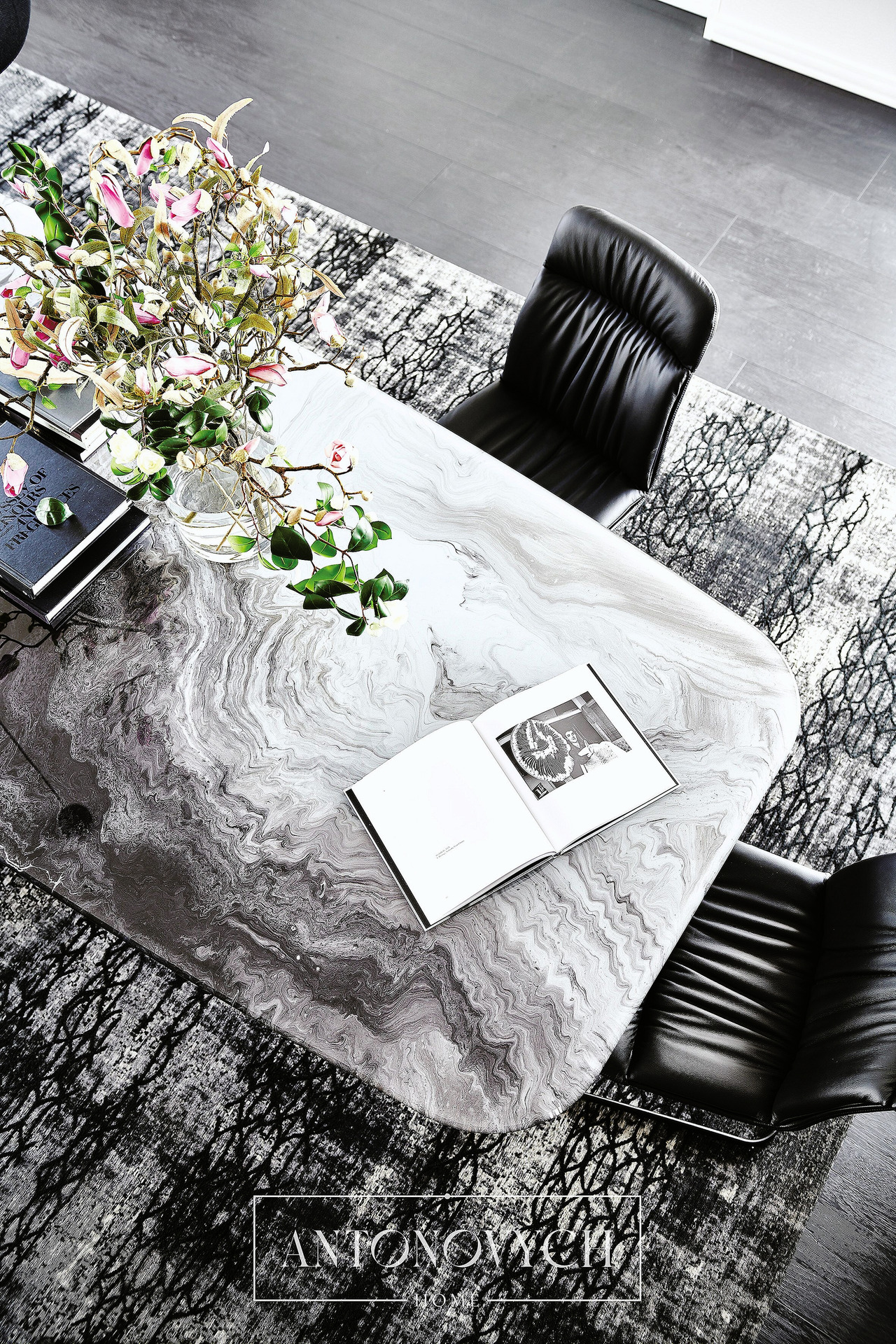 Cattelan Italia Skorpio CrystalArt Dining Table, view 9