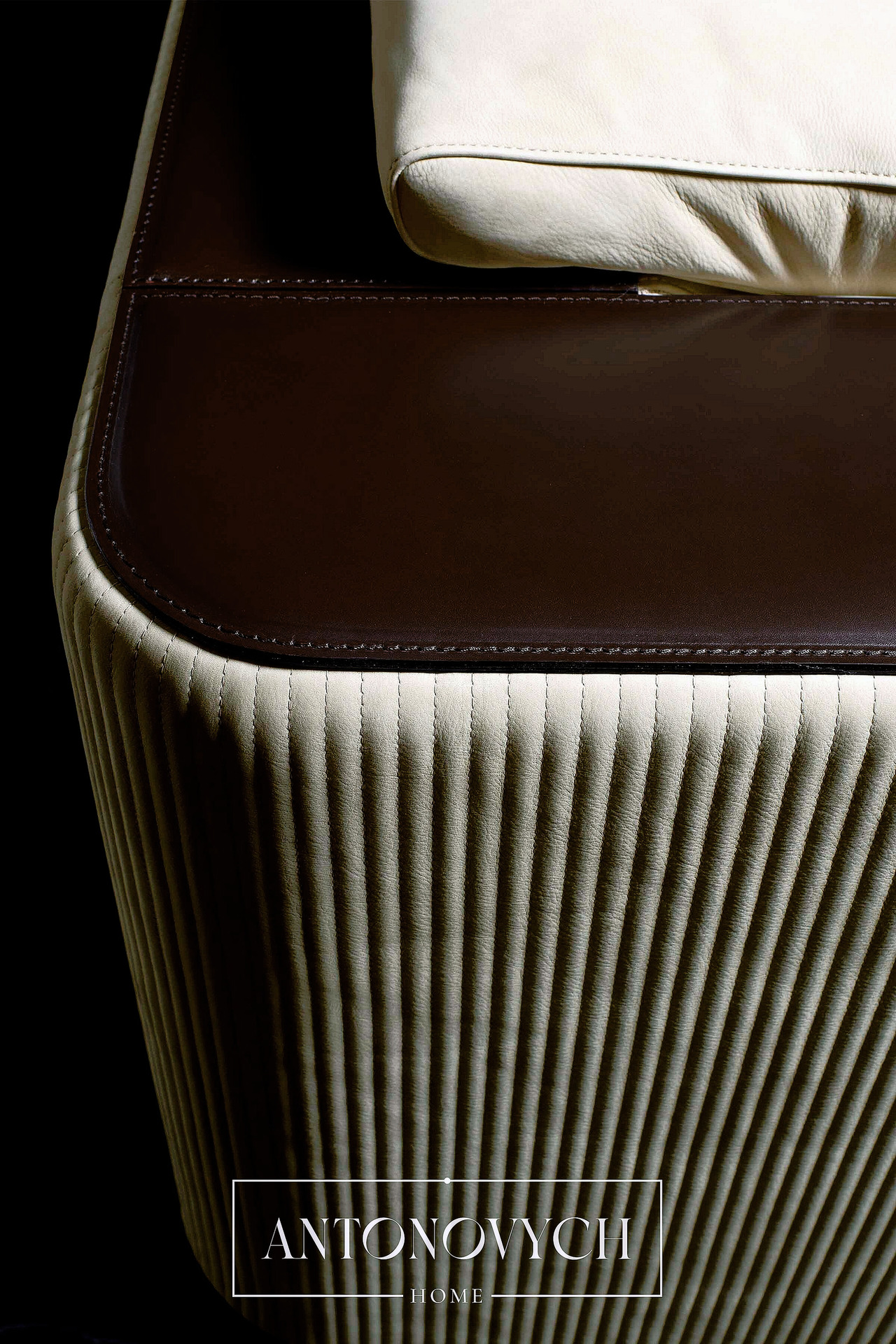 Vogue Modular Upholstered Furniture by Rugiano, view 5