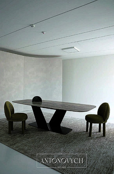 Rugiano Wally Dining Table