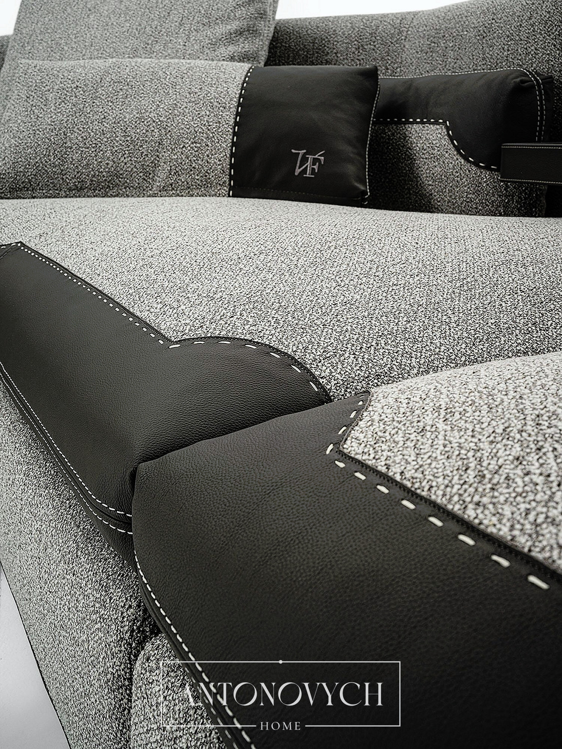 Vittoria Frigerio Spinola Modular Sofa, view 3
