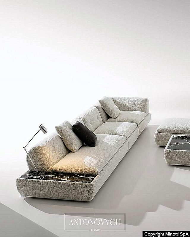 Minotti Supermoon Sofa, view 5
