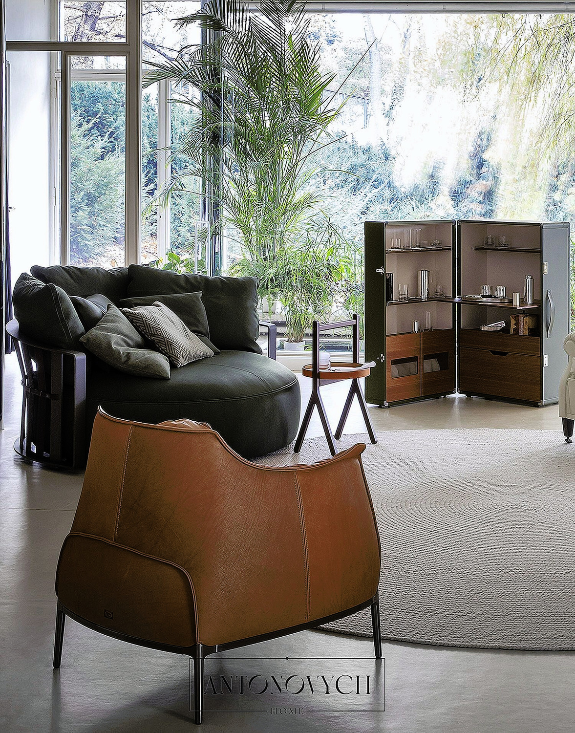 Poltrona Frau Archibald Armchair, view 2