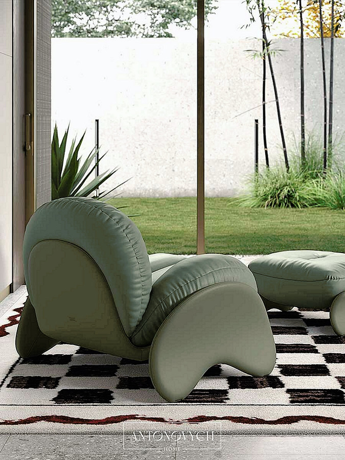 Squash Armchair by Poltrona Frau, view 4